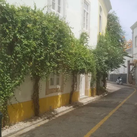 Casa De Casa *